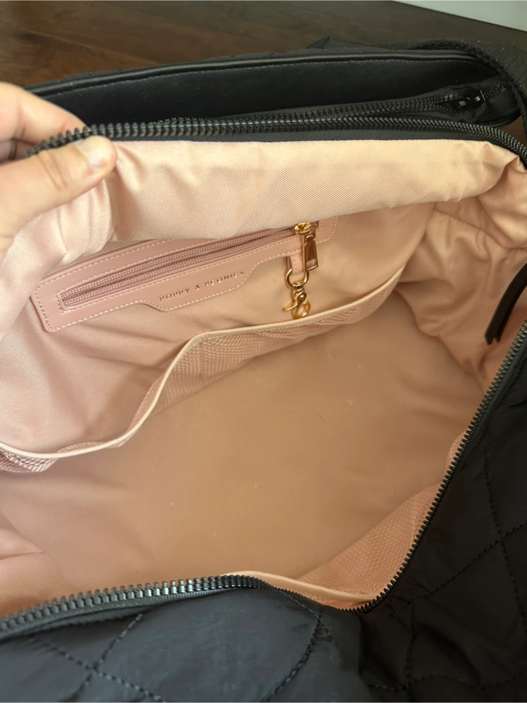 Poppy and Peonies Voyager Quilted Black Bag - photo 4