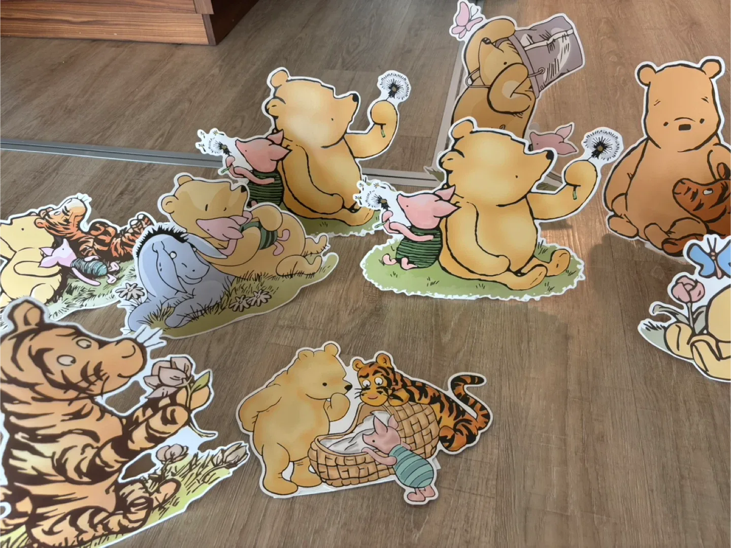 20 Winnie the Pooh and Friends Cutouts thumbnail