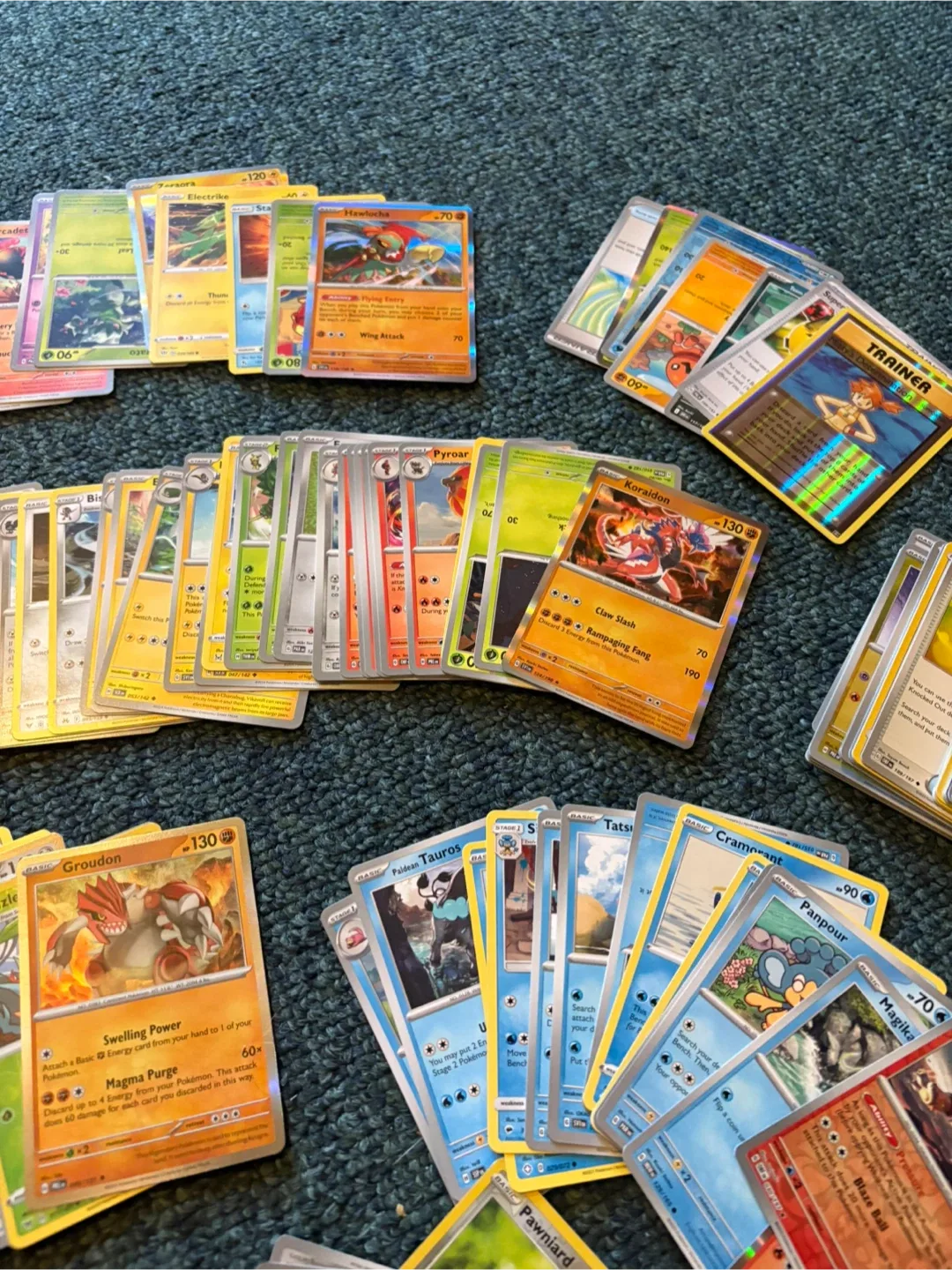 Mixed Lot of Pokemon Trading Cards image indicator(2)