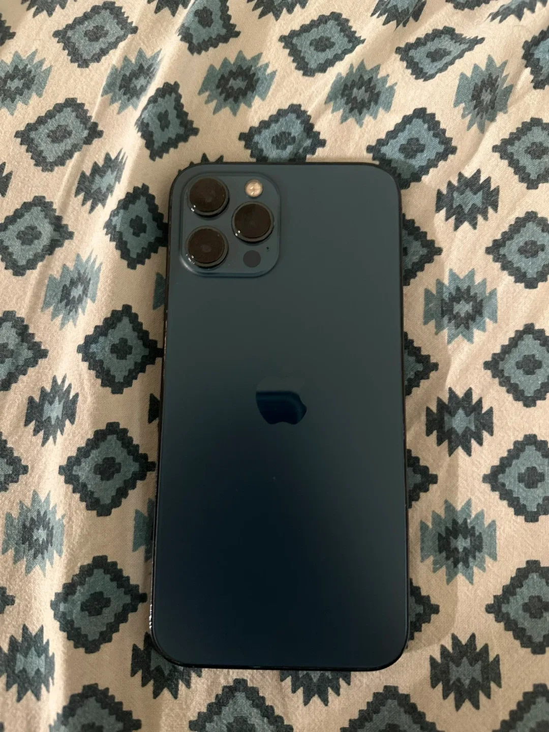 iPhone 12 Pro Max image indicator(4)