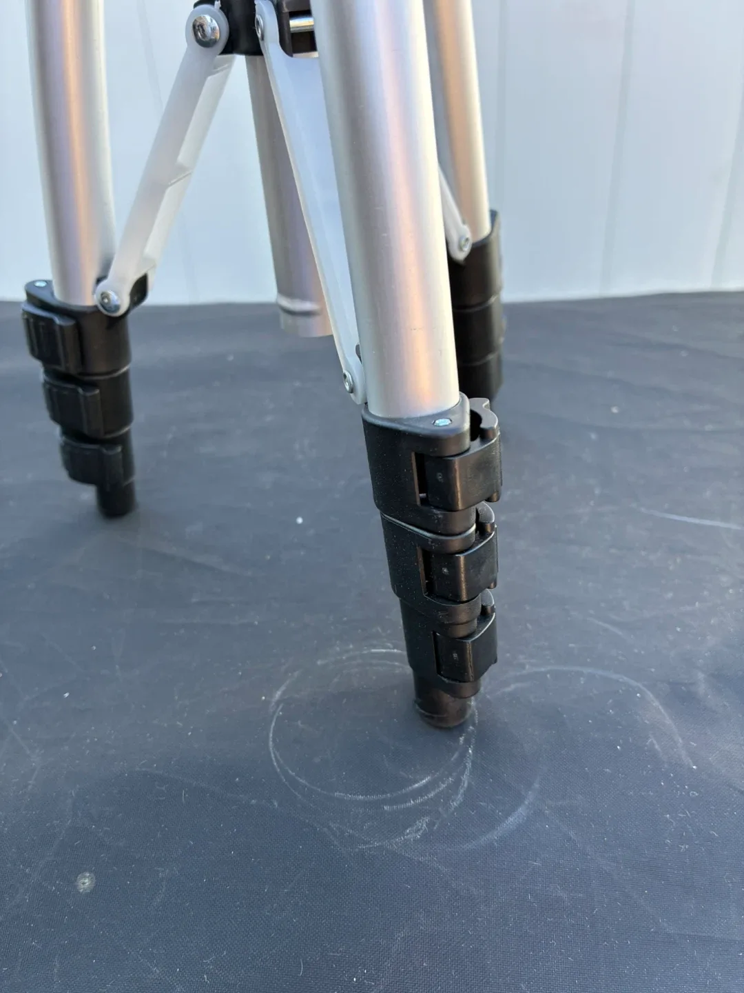 Vivitar VWC-3110 Tripod image indicator(2)