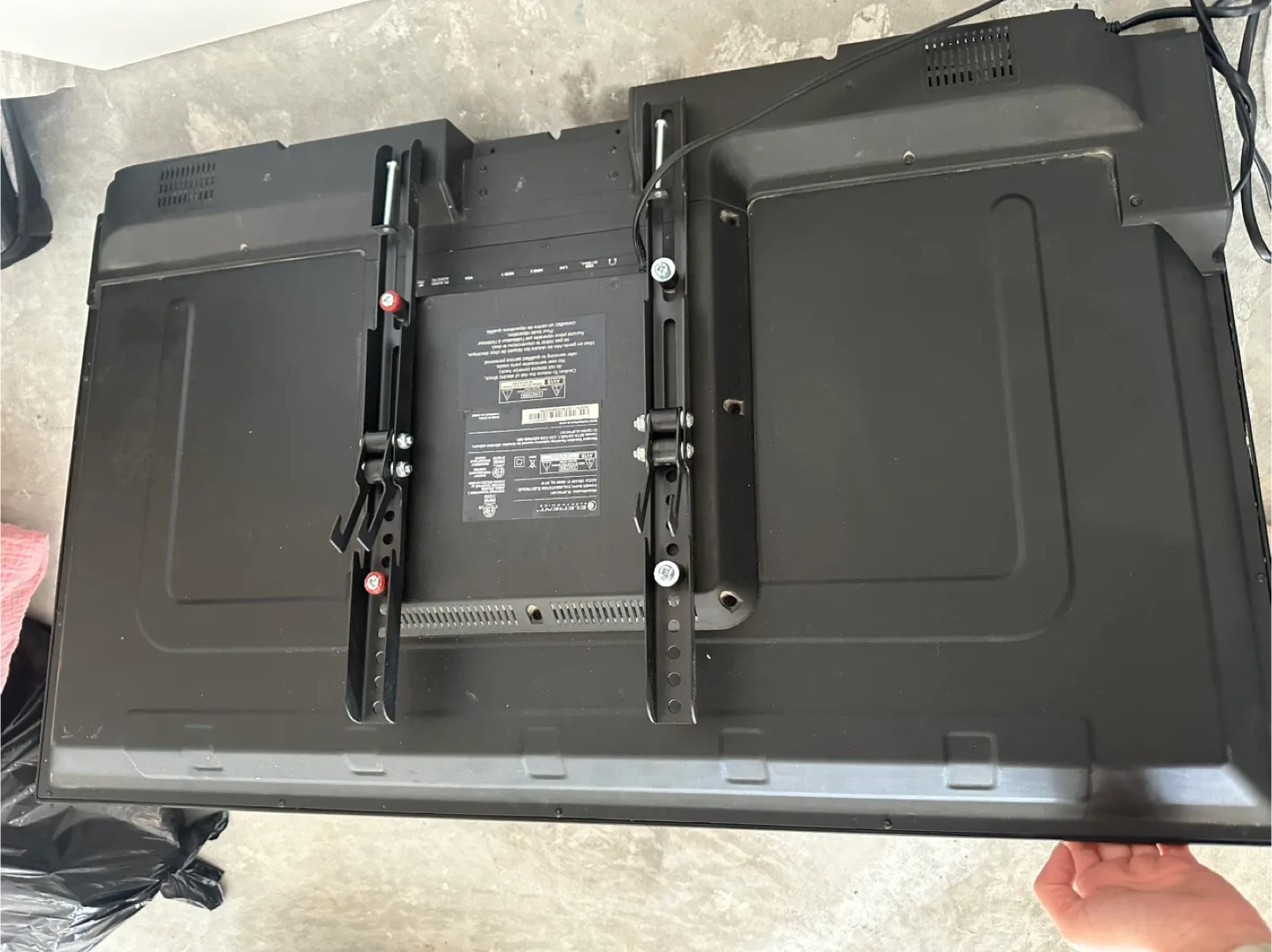 48-Inch Smart TV – Excellent Condition