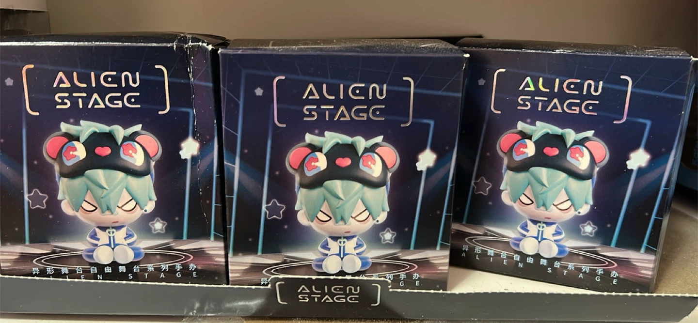 Alien Stage Blindbox Figures - Only Luka left! Can trade for Sua - photo 3