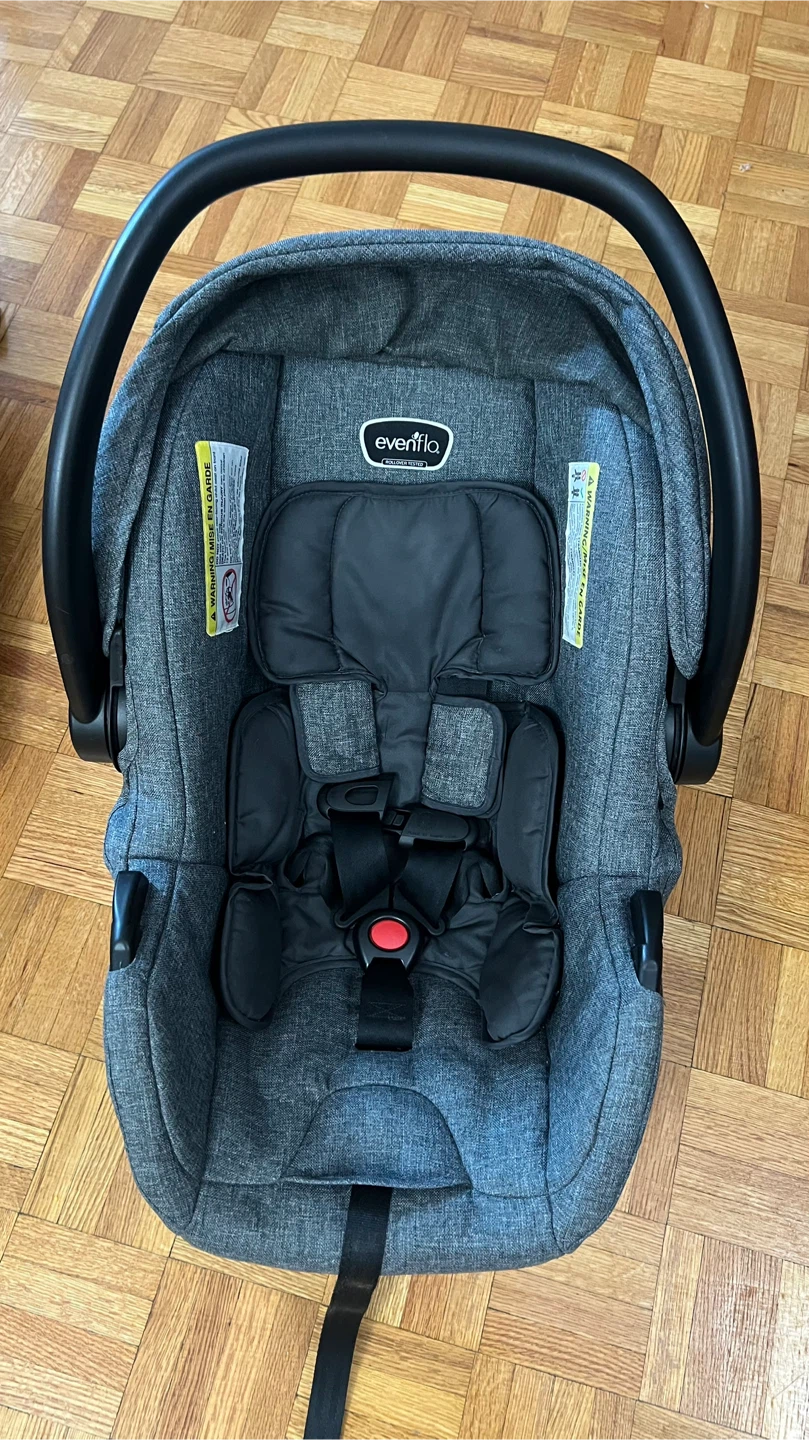 Car seat - photo 2
