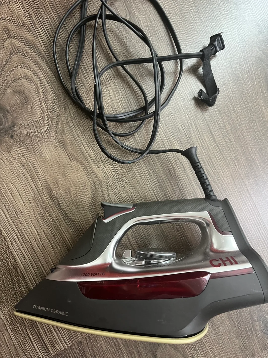 CHI Steam Iron 1700 watts image indicator(3)