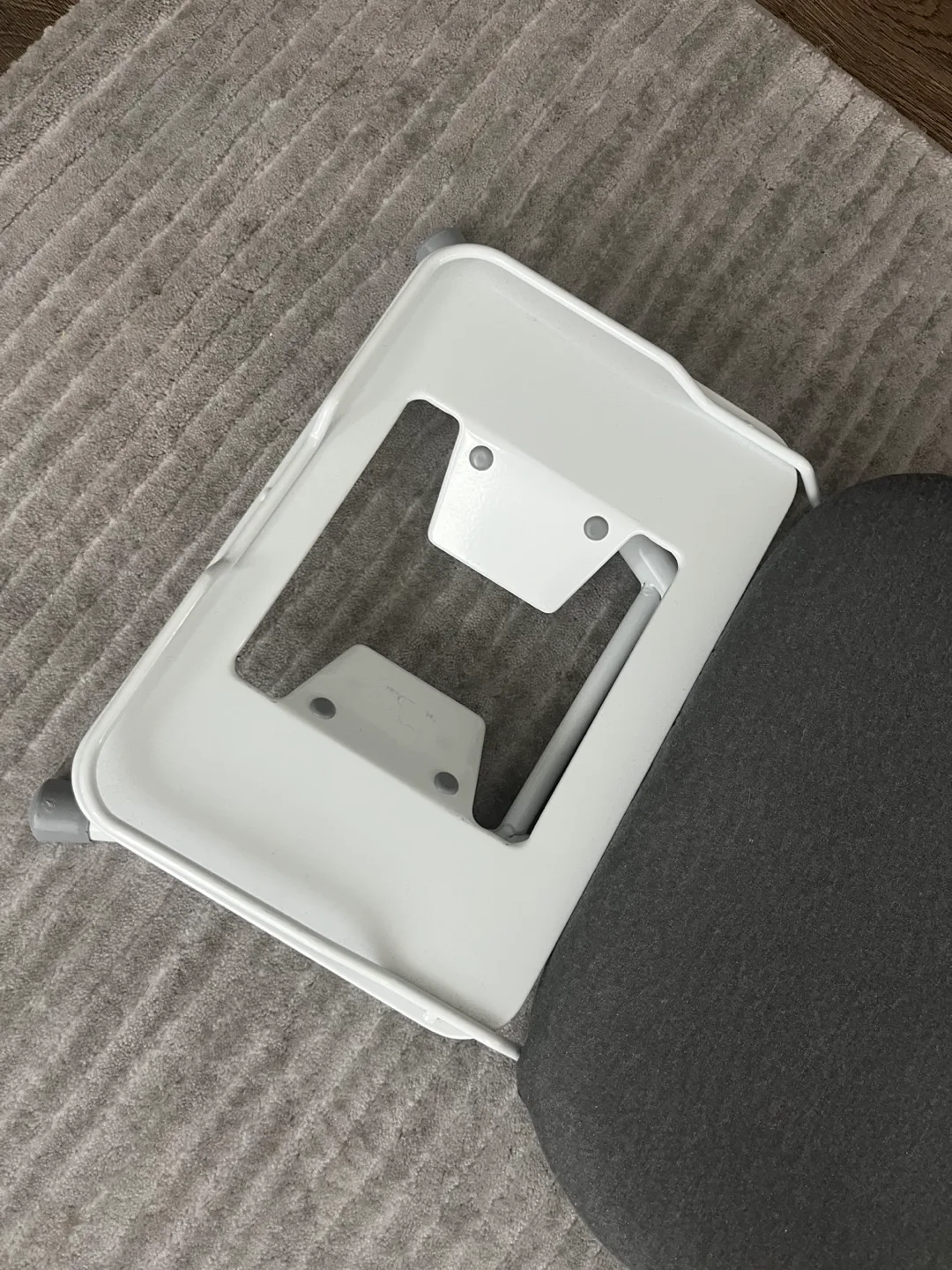 Ironing Board - Grey image indicator(4)