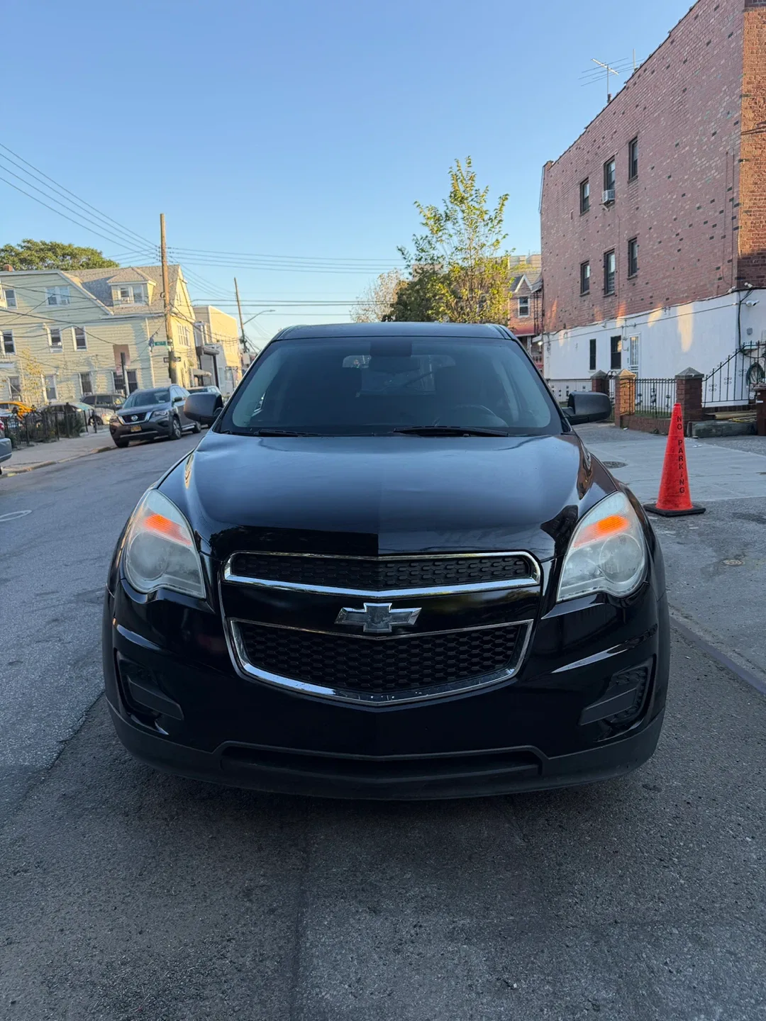 Black Chevrolet Equinox SUV thumbnail