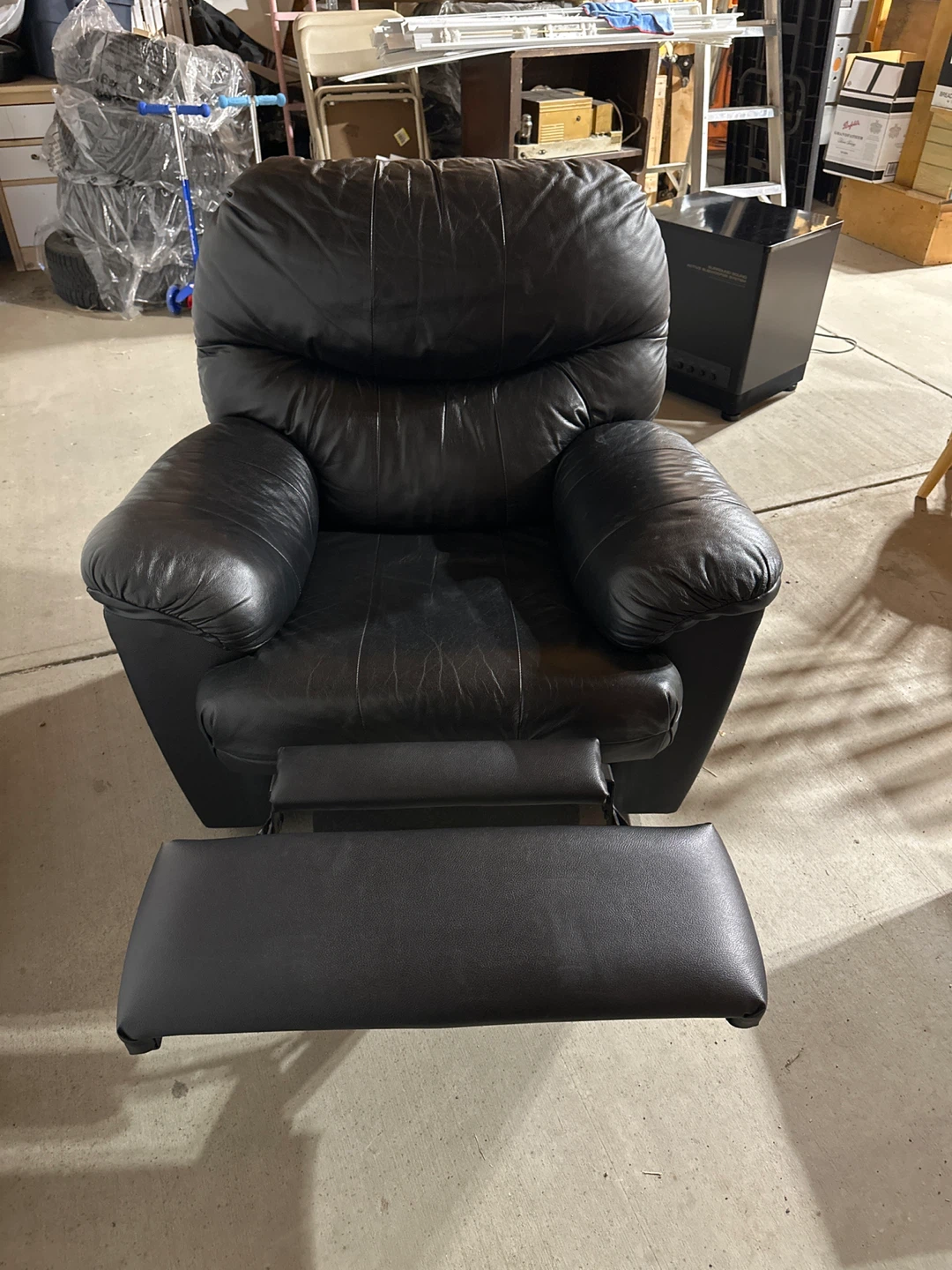 Black Leather Recliner Chair.  SOLD - photo 5