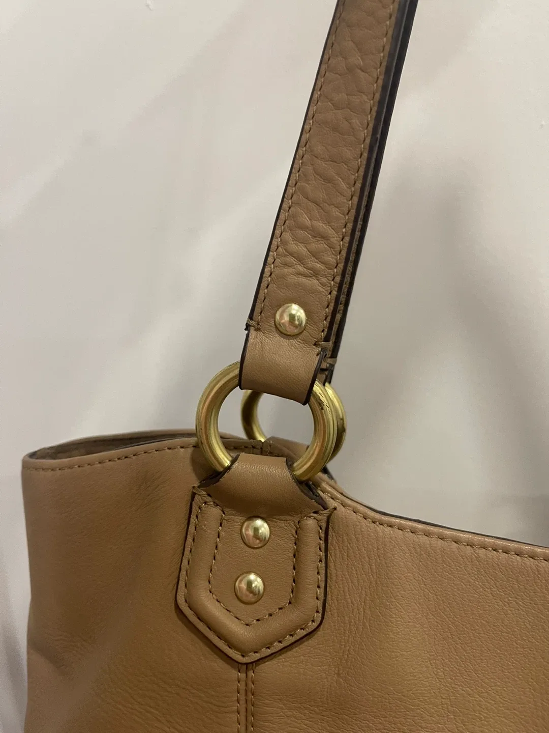 Coach Campbell Shoulder Bag image indicator(3)