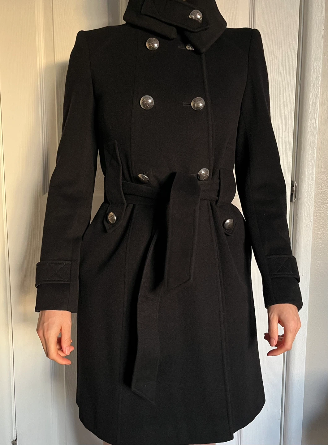 TAHARI LORO PIANA Black Coat size S 100% Italian Wool