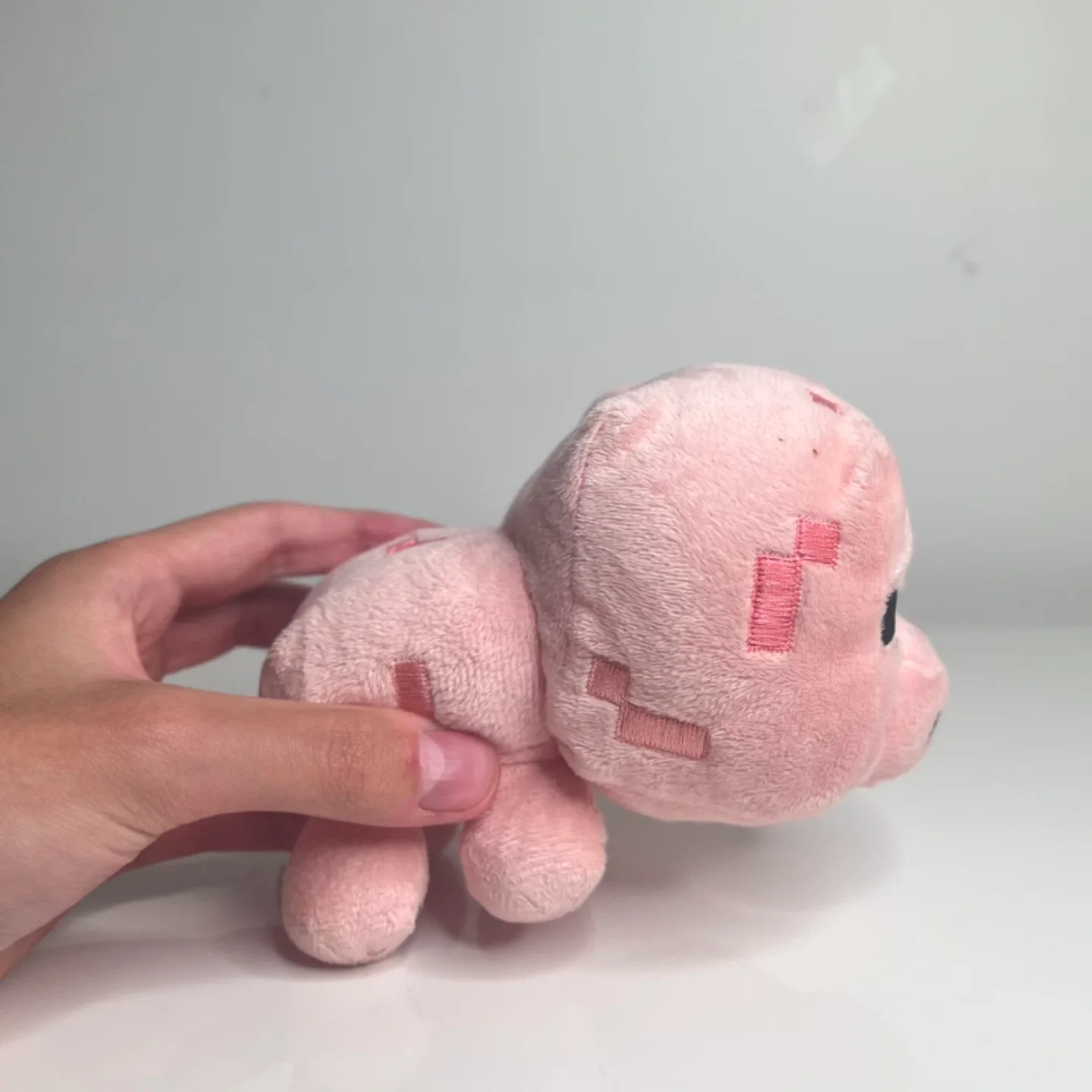 Minecraft Pig Plush image indicator(2)
