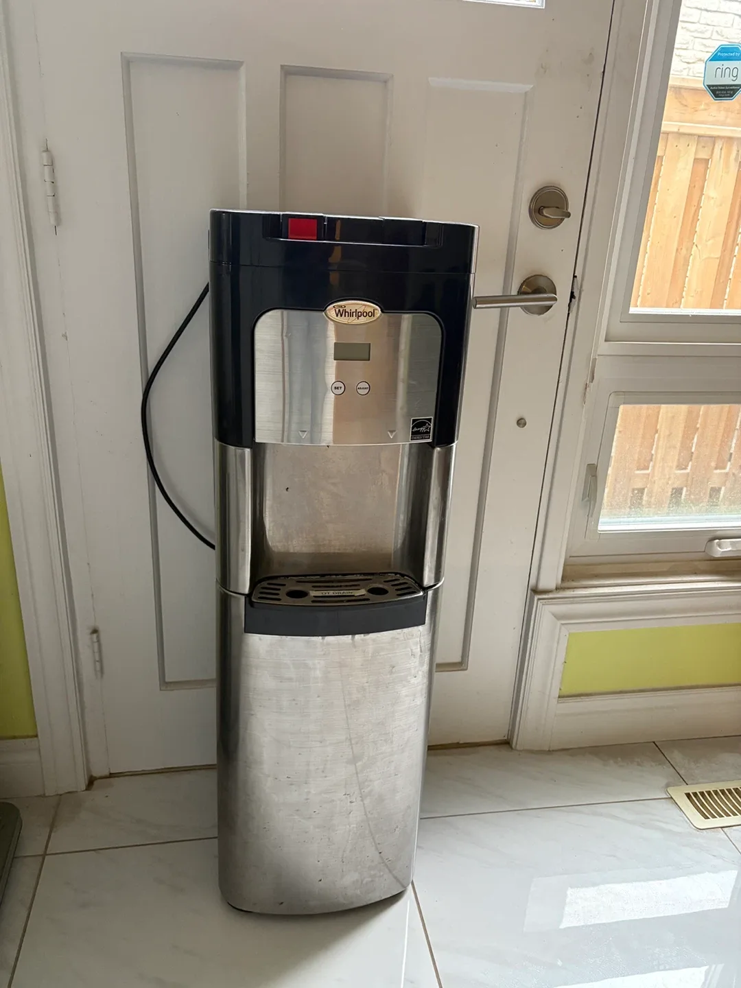 Whirlpool Water Dispenser - Stainless Steel image indicator(8)