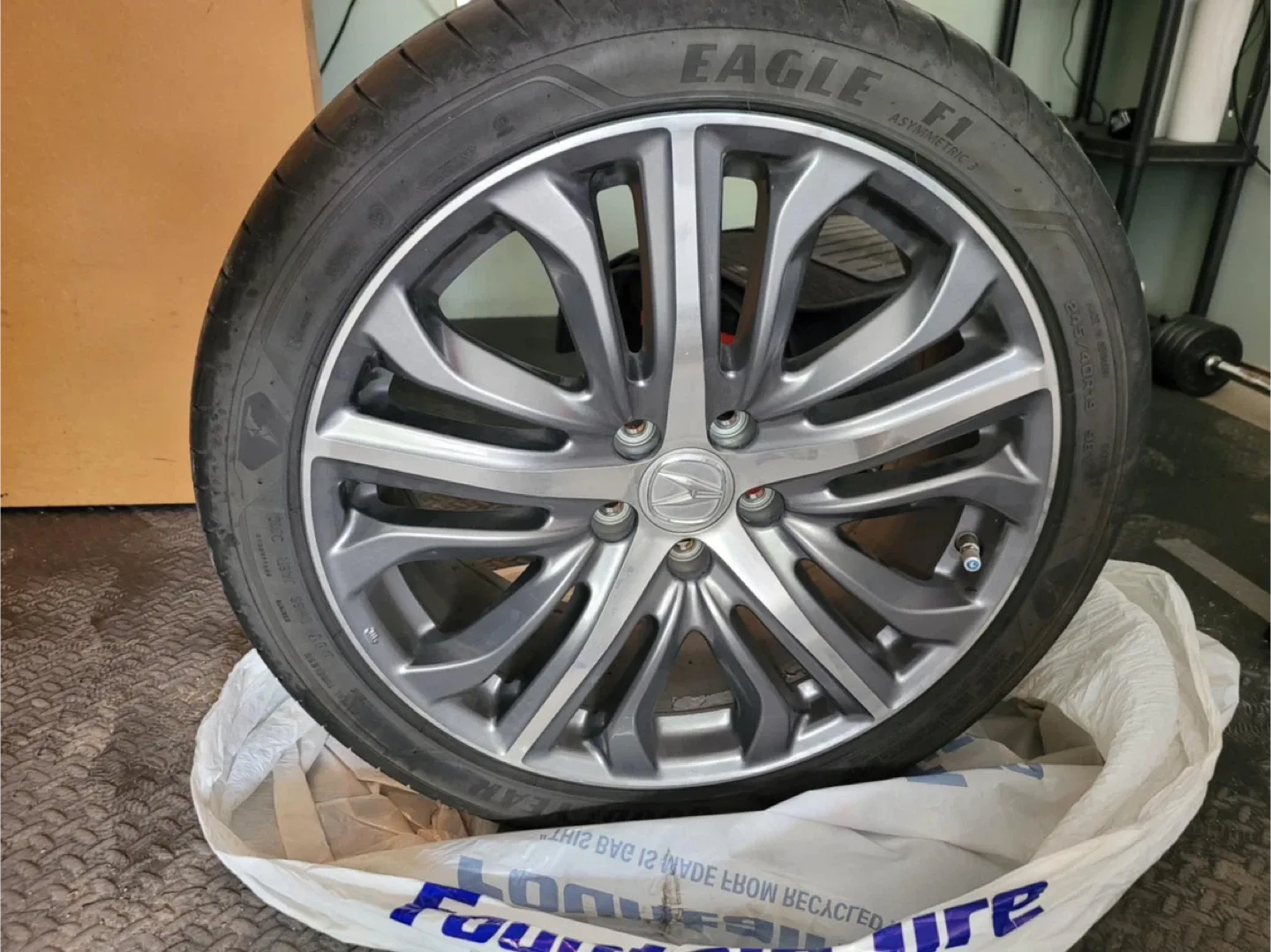 Acura 19" Wheel with Summer tire Goodyear Eagle F1 Tire image indicator(2)