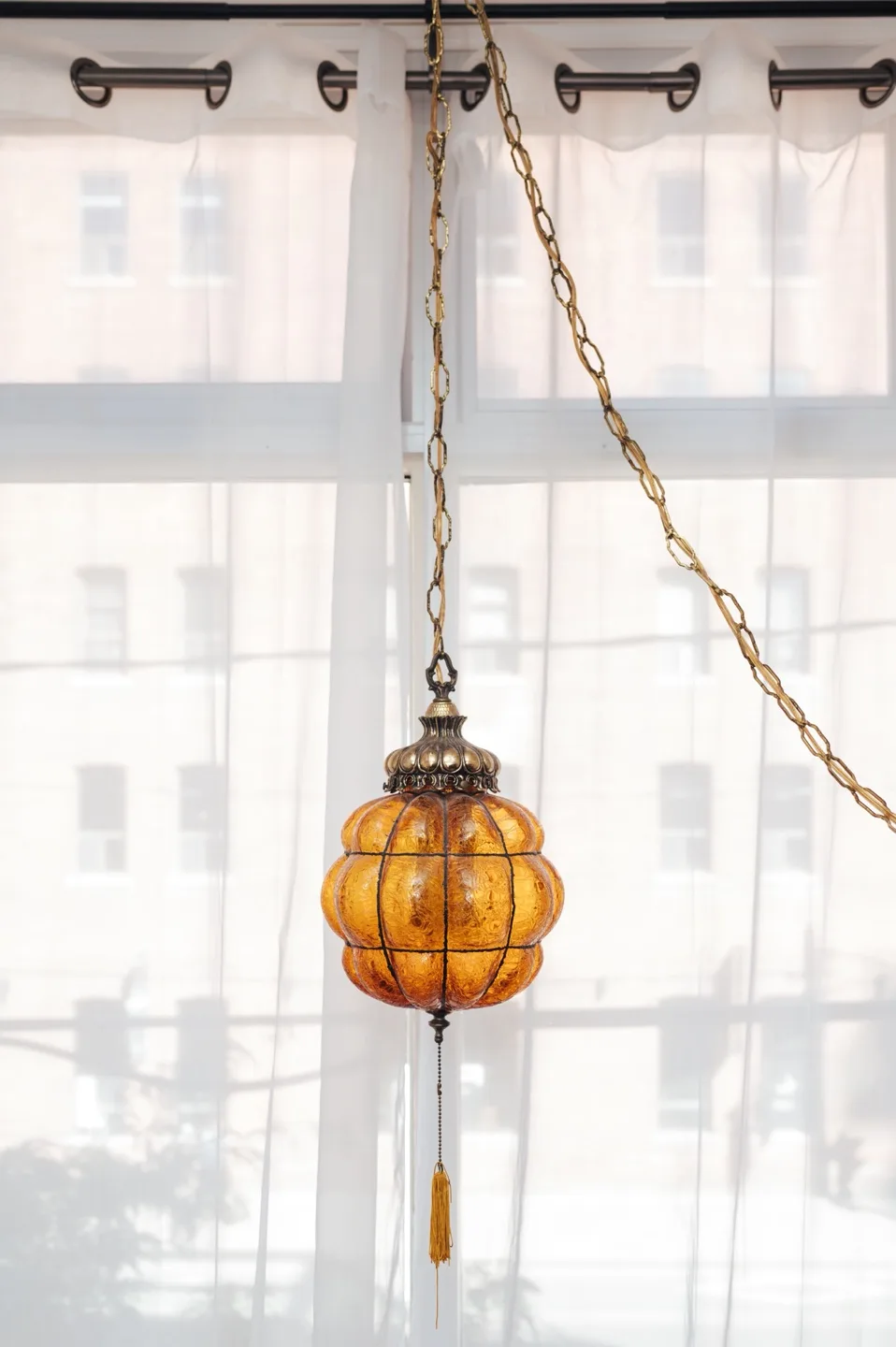 Midcentury Vintage Amber Glass Swag Lamp 🧡 image indicator(2)