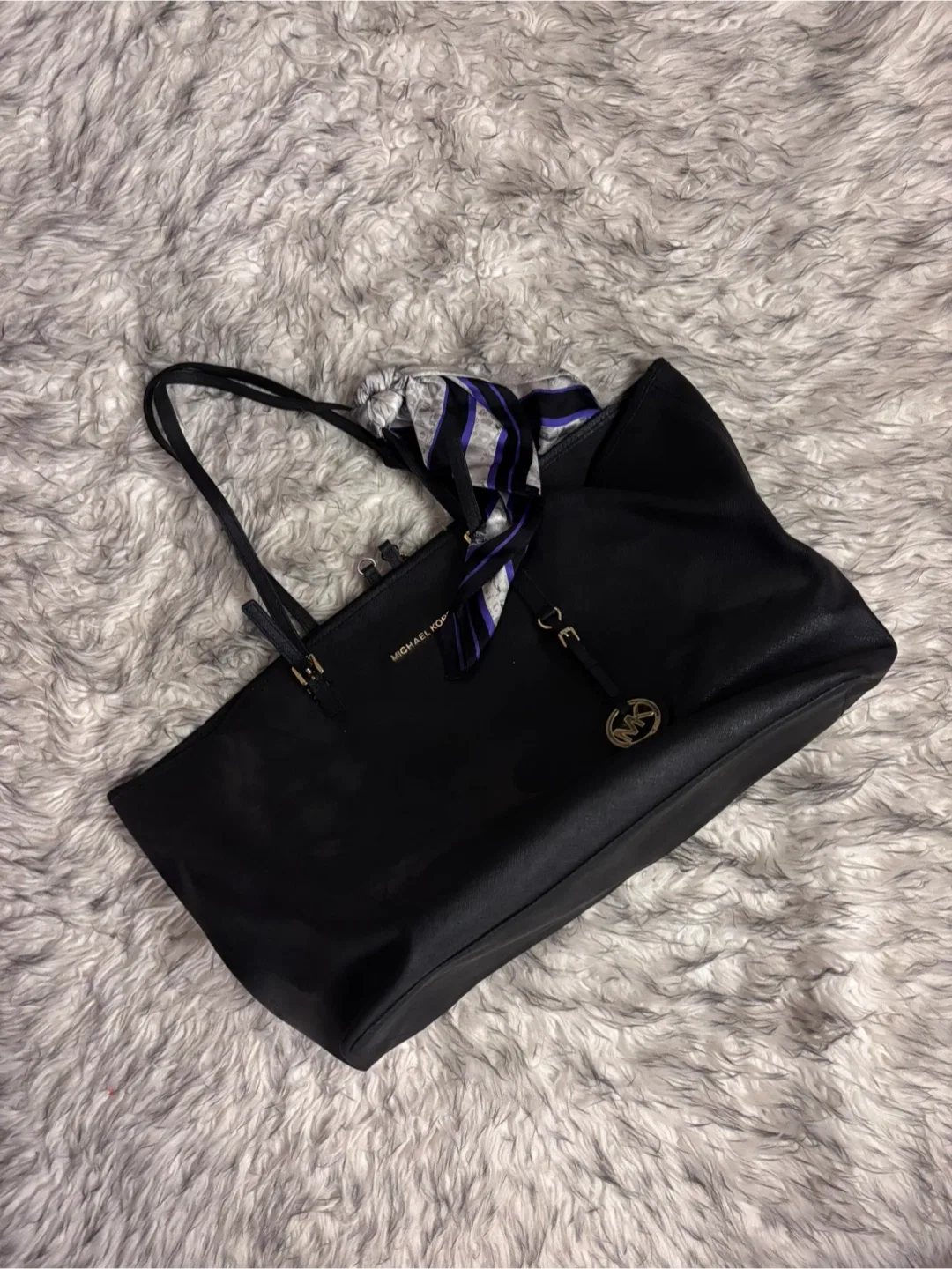 Michael Kors Jet Set Saffiano Tote Bag - Black