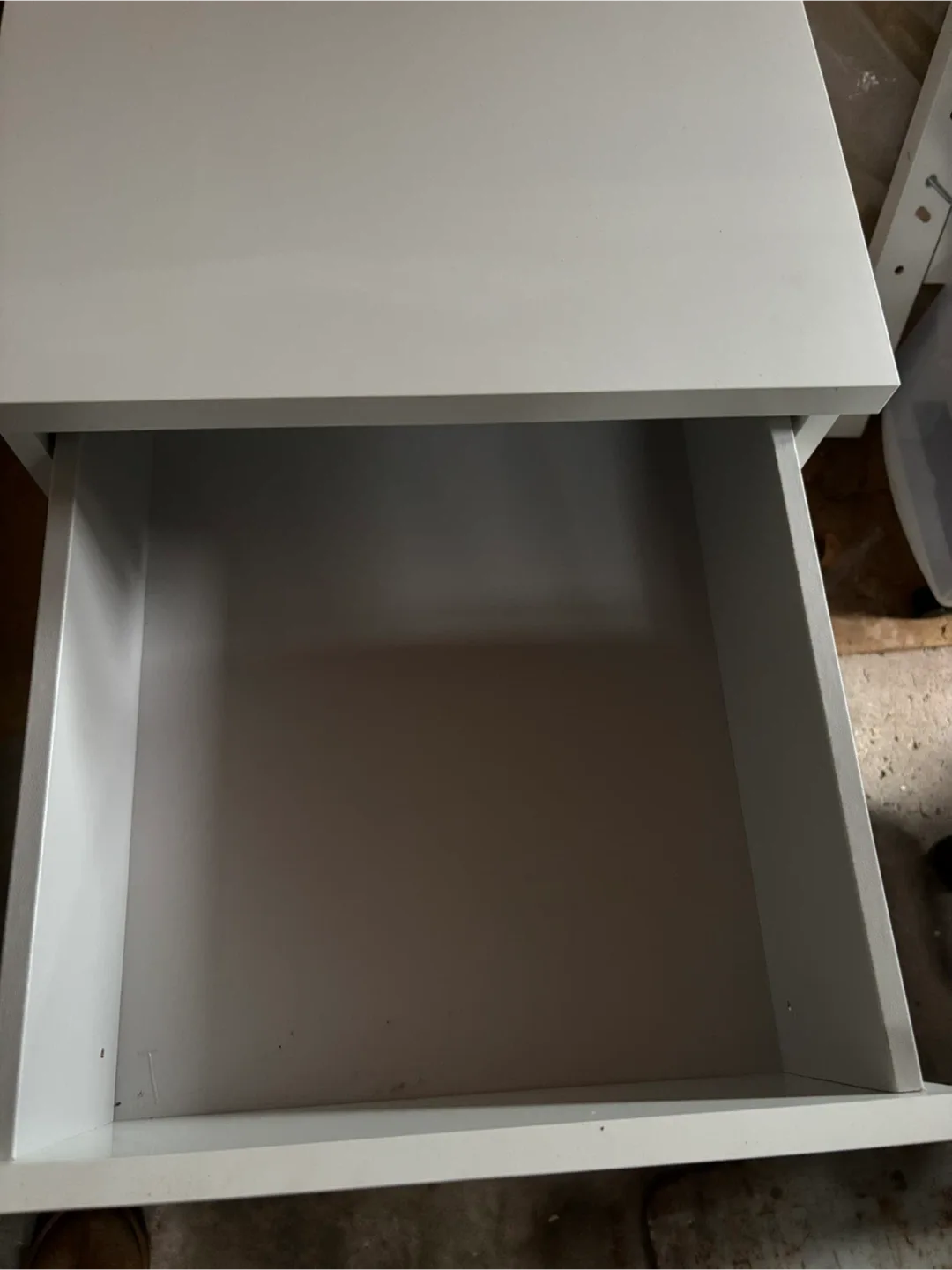 White 3-Drawer Dresser image indicator(5)