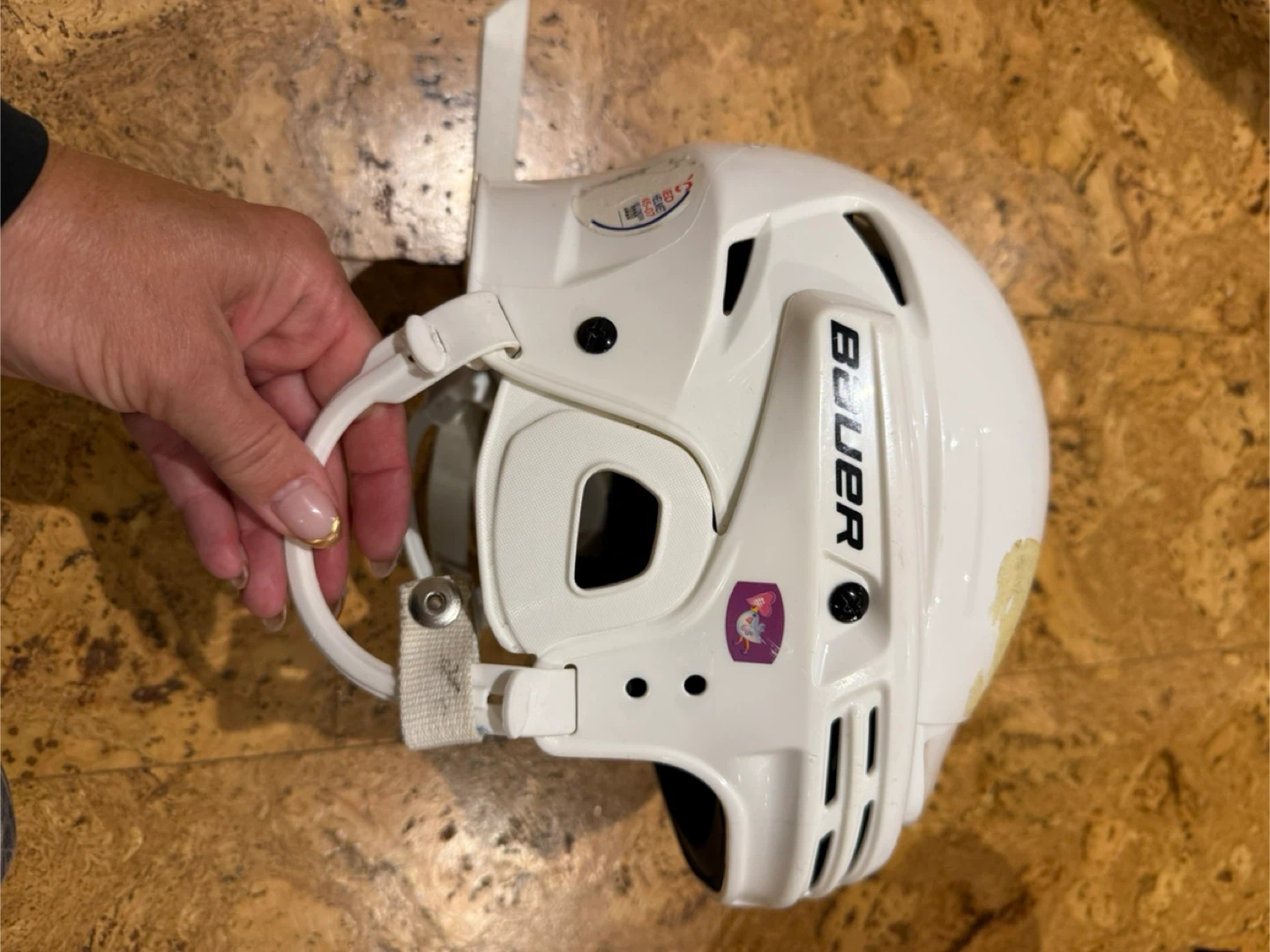Bauer & Itech Hockey Helmets (kids) - photo 2