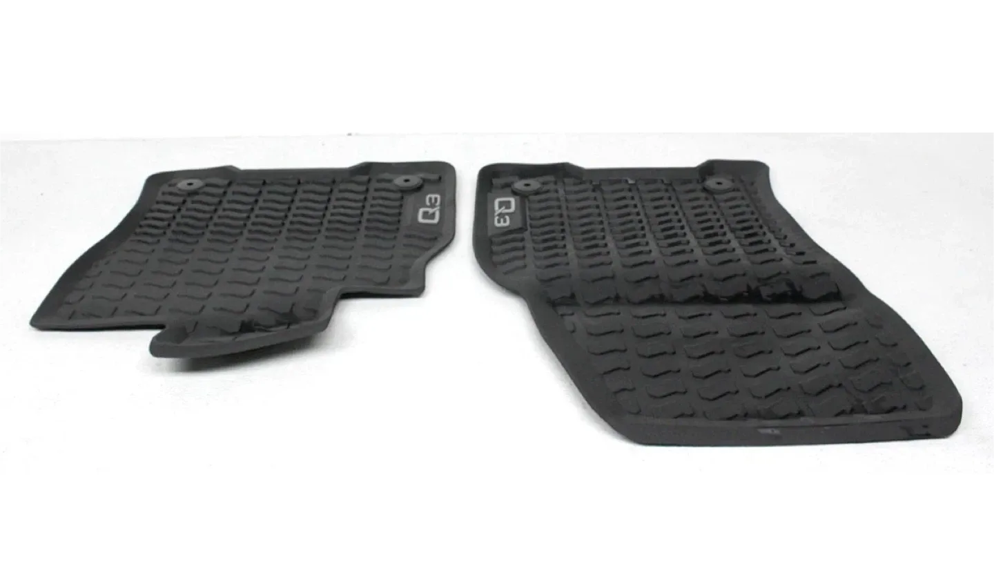 Audi Q3 Floor Mats - Black image indicator(3)