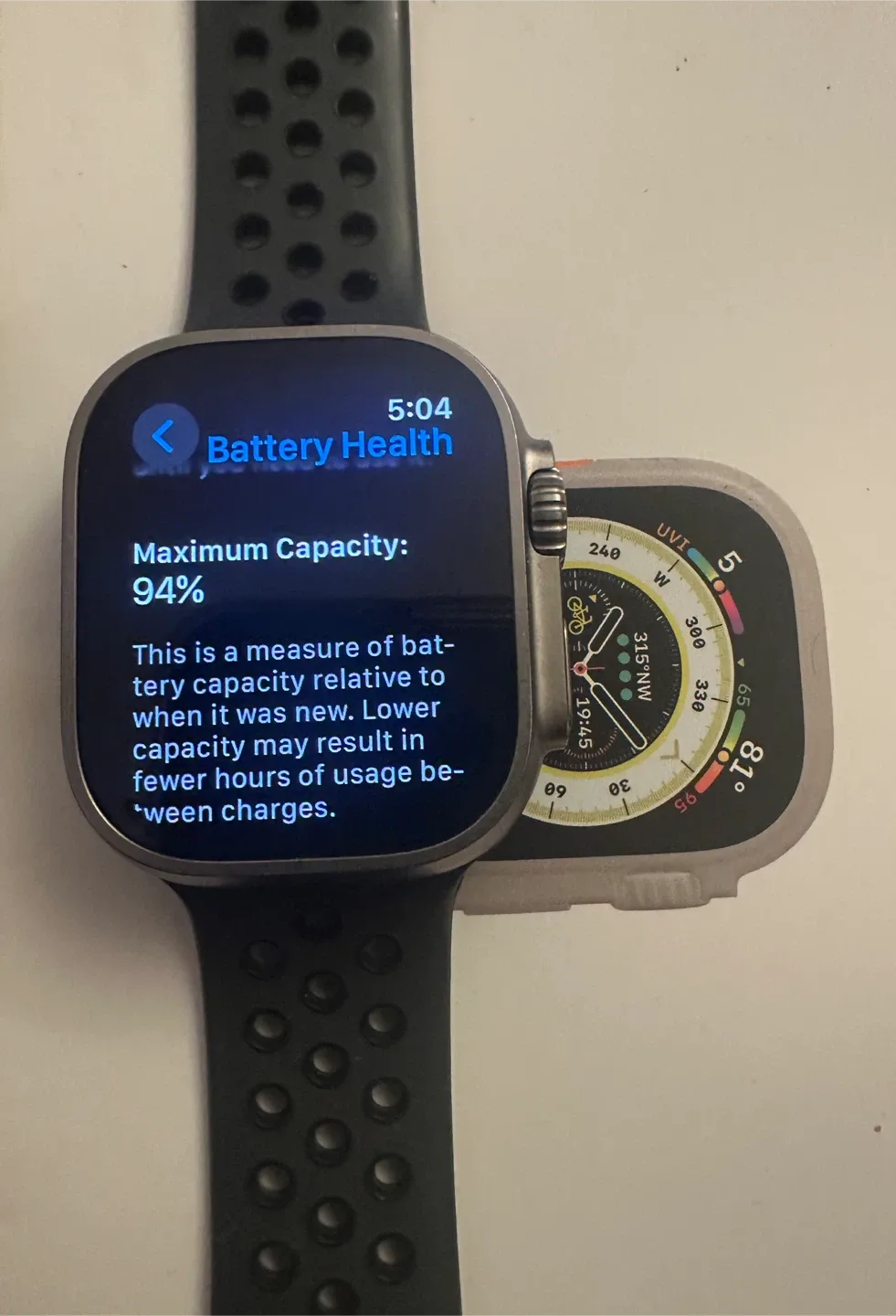 Apple Watch Ultra (1st Gen) 49mm image indicator(4)