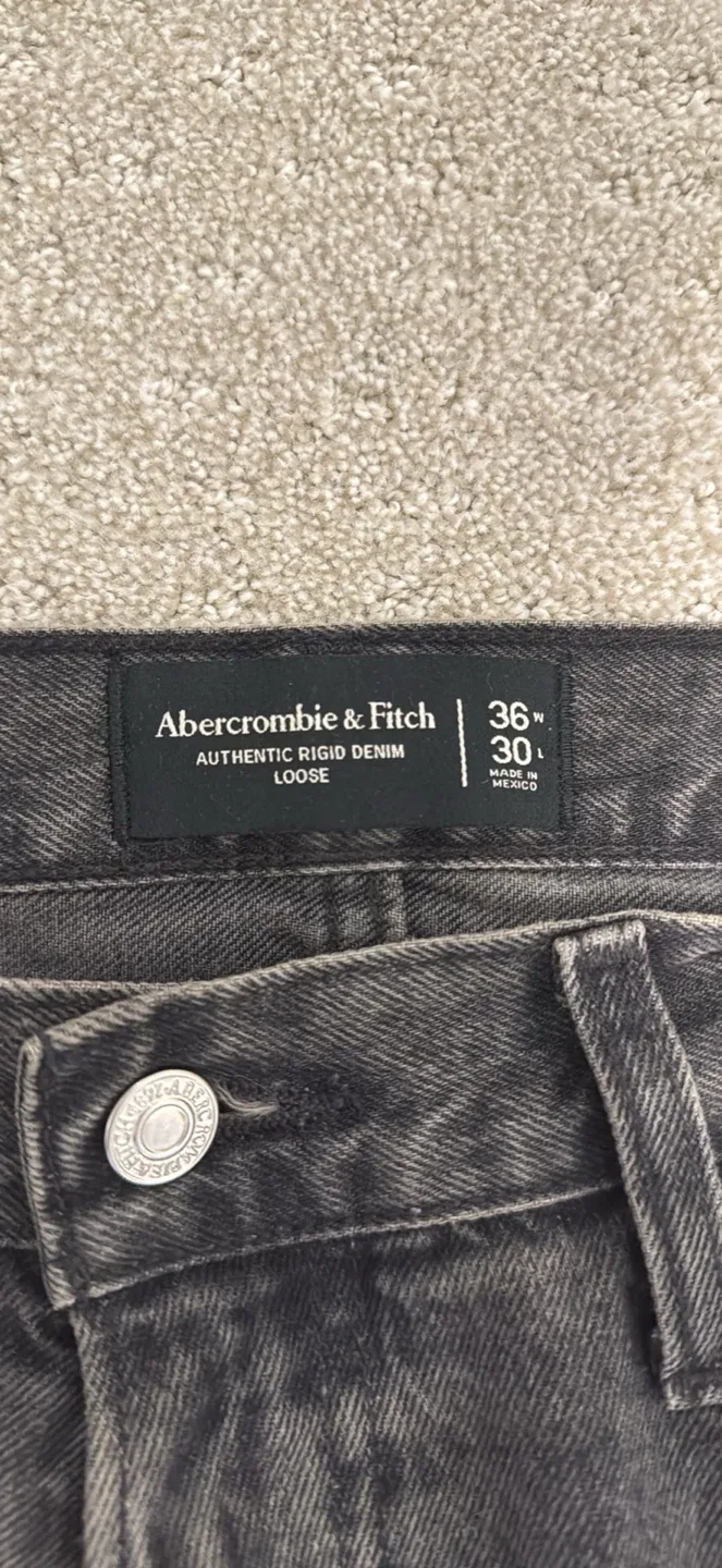 Abercrombie & Fitch Authentic Rigid Denim Jeans 36x30 image indicator(3)