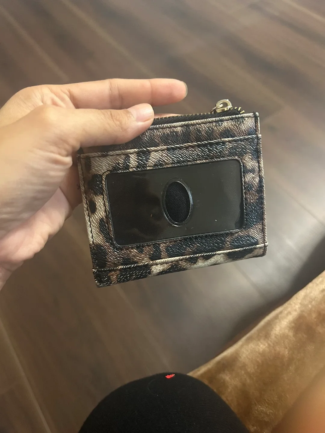 Guess Leopard Print Card Holder image indicator(2)