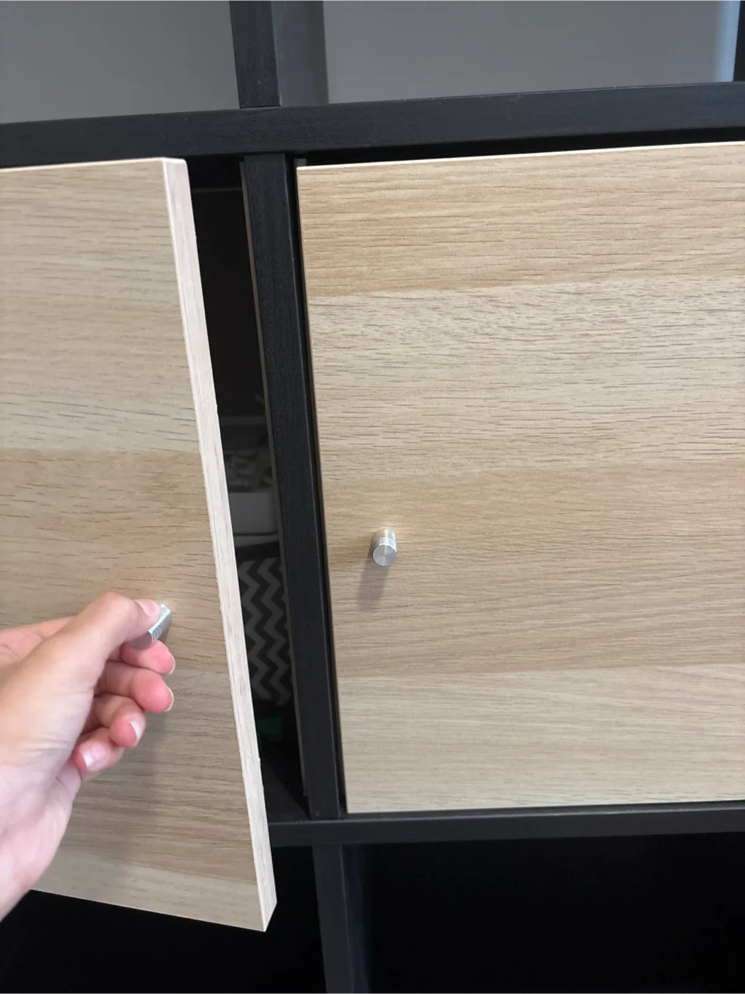 IKEA Kallax Shelf Unit with Doors - Black/Wood image indicator(5)