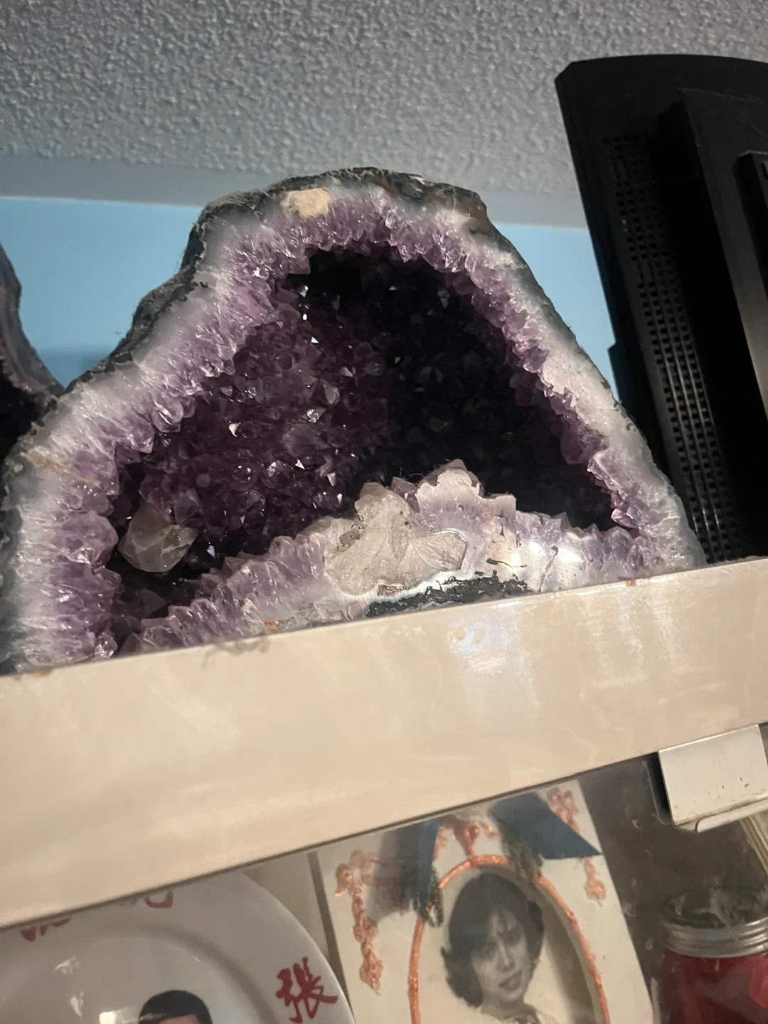 Amethyst Geode image indicator(3)