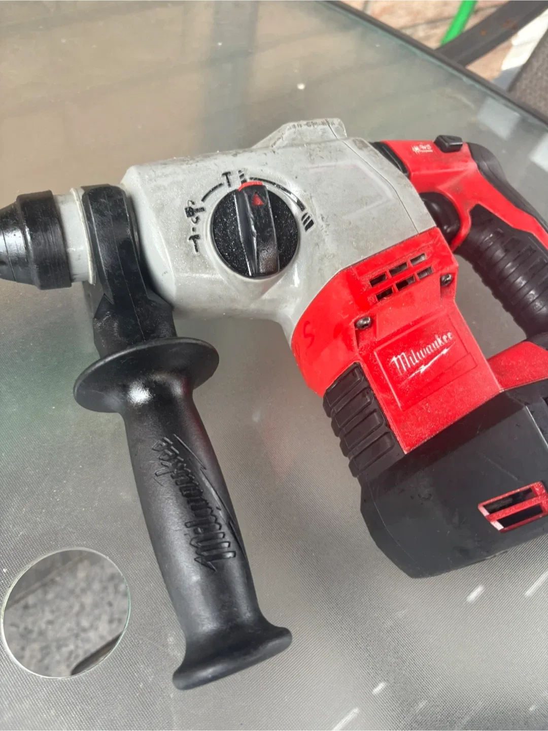 Milwaukee M18 Rotary Hammer Drill image indicator(2)