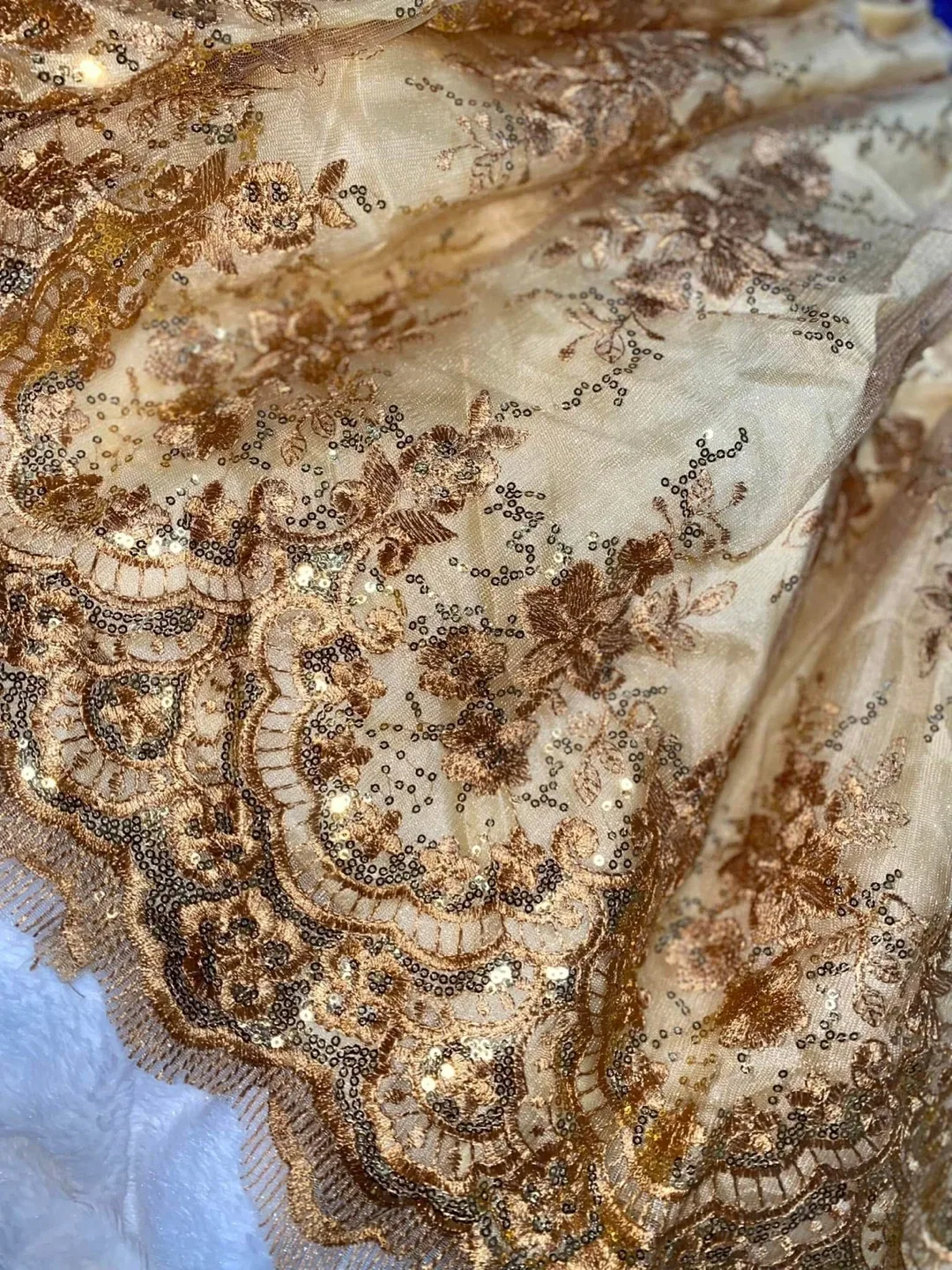 Snow White Costume image indicator(5)