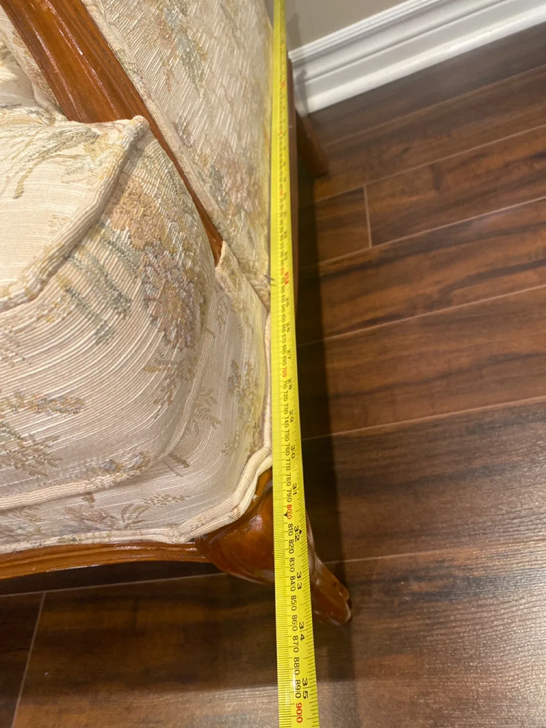 Floral Pattern Loveseat Sofa image indicator(4)