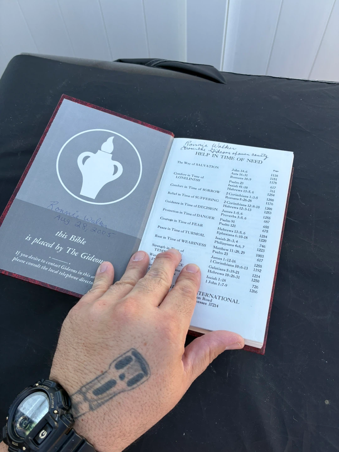 Holy Bible - The Gideons International - photo 3