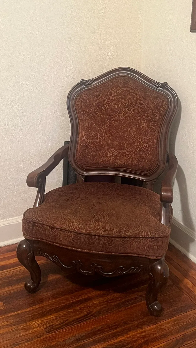 Brown Ornate Sofa and Chair Set (Pickup only) image indicator(4)