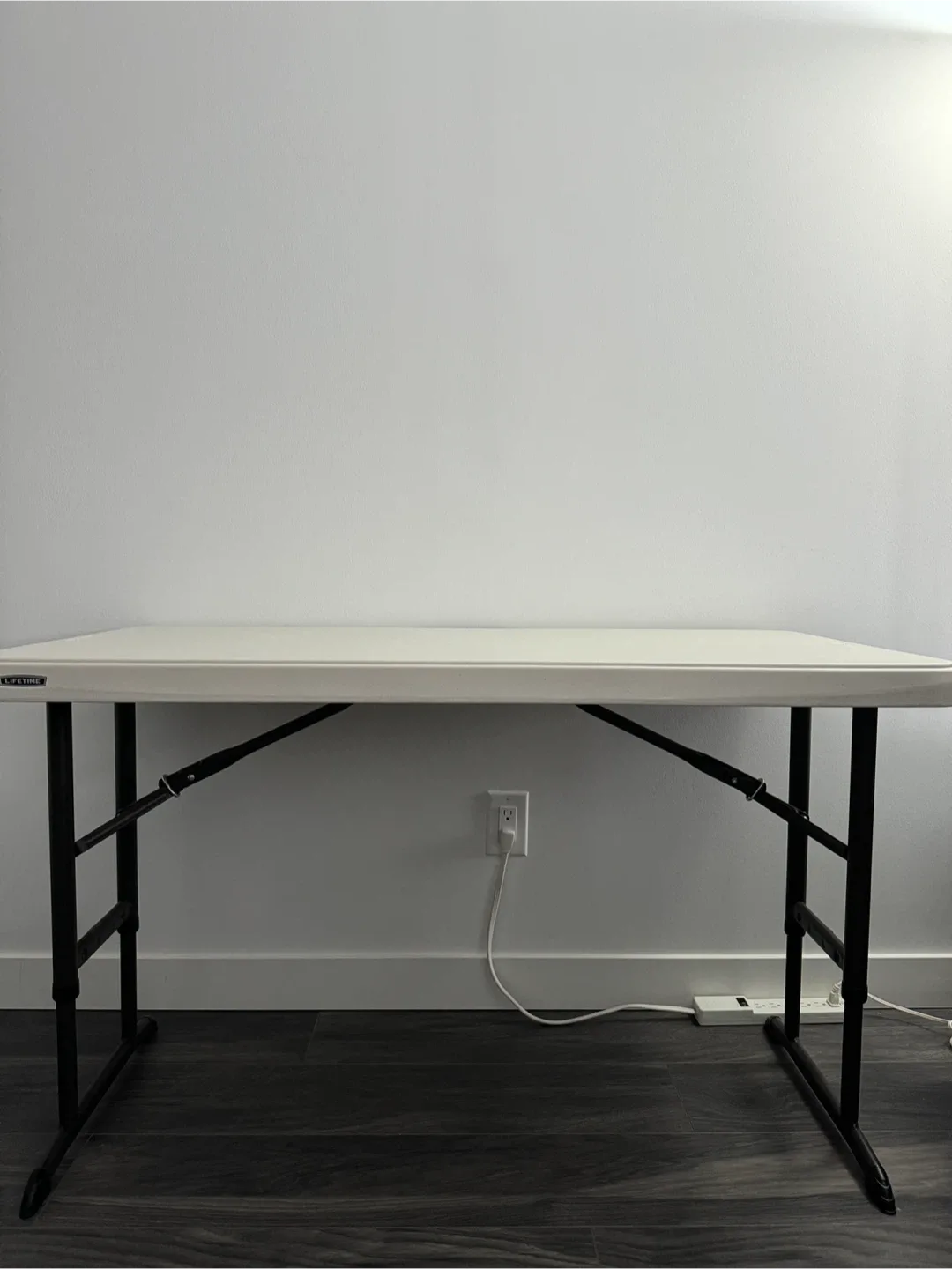 Lifetime adjustable height folding table in great condition image indicator(6)