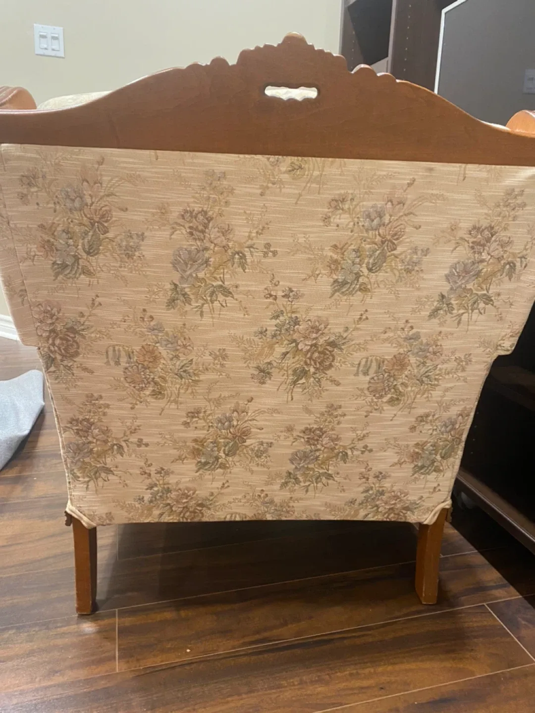 Floral Armchair image indicator(4)