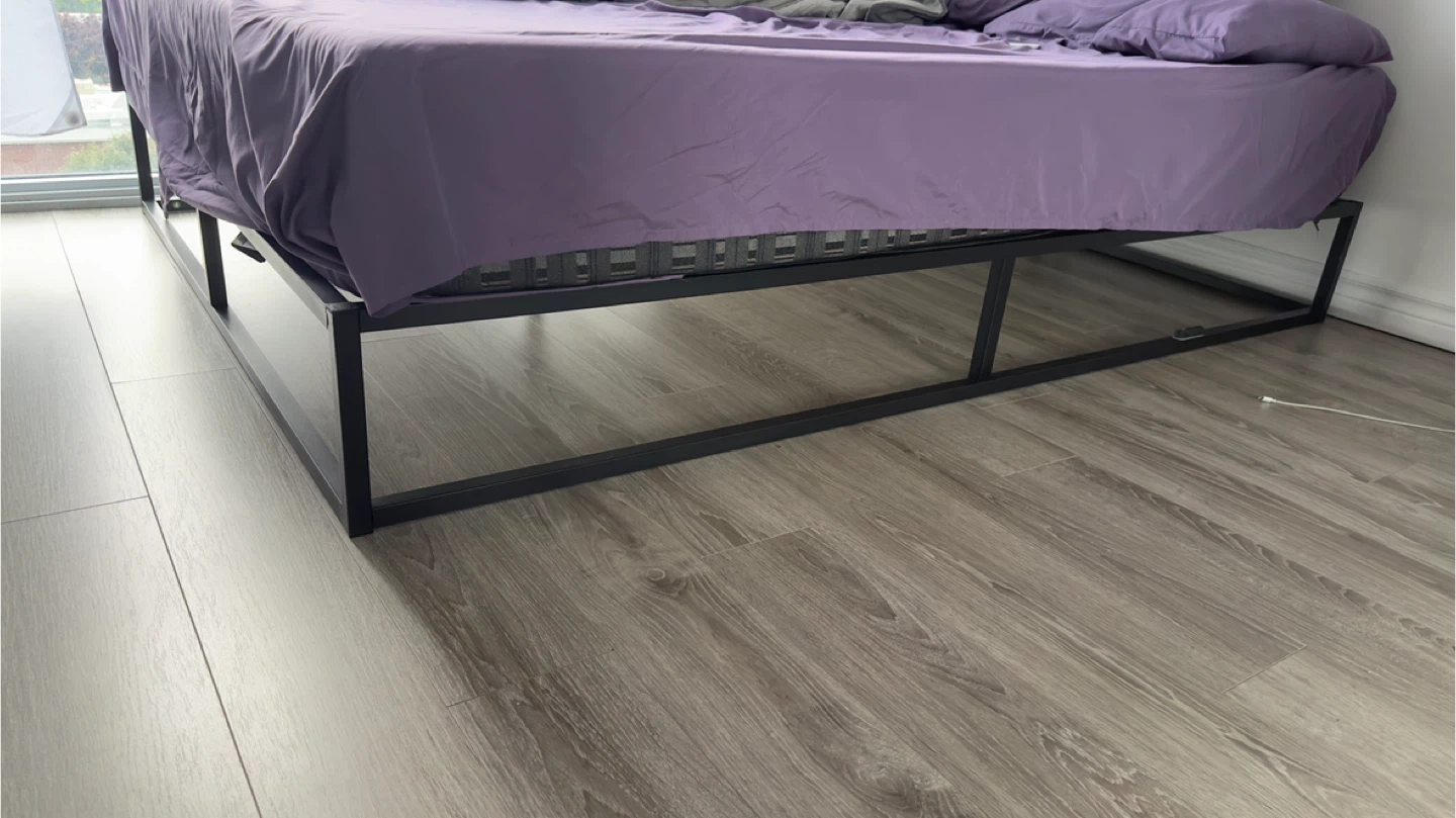 Queen bed frame - metal - photo 4