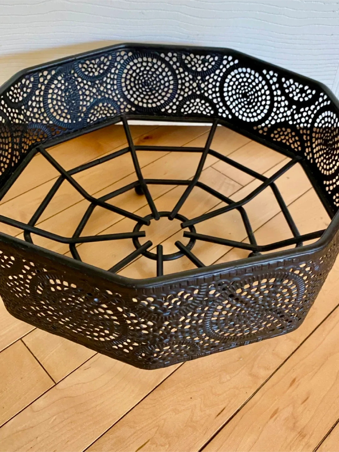 Black Metal Decorative Basket 🧡 image indicator(3)