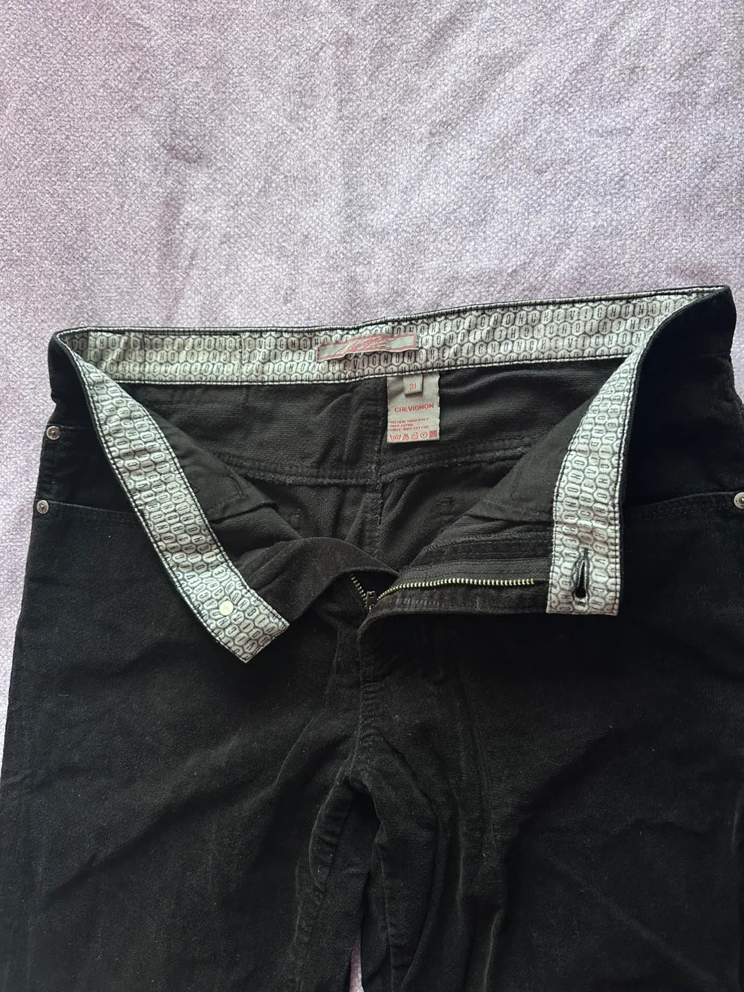 Chevignon Corduroy Pants Size 31 image indicator(3)