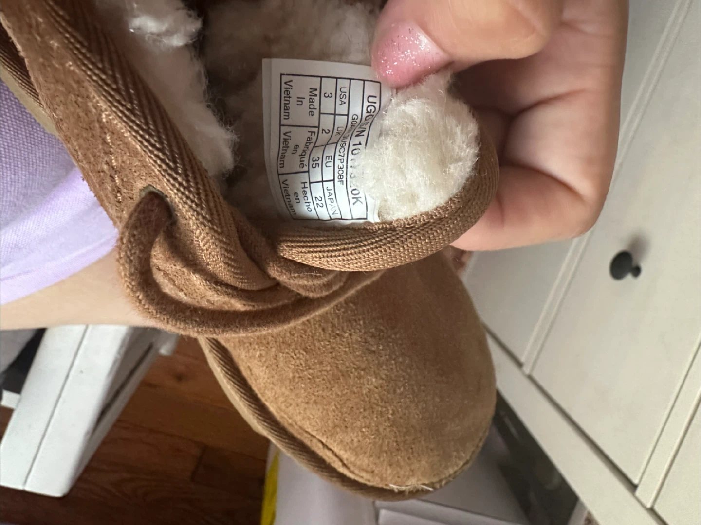 UGG Neumel Chukka Boots - Size 3 kids - photo 4