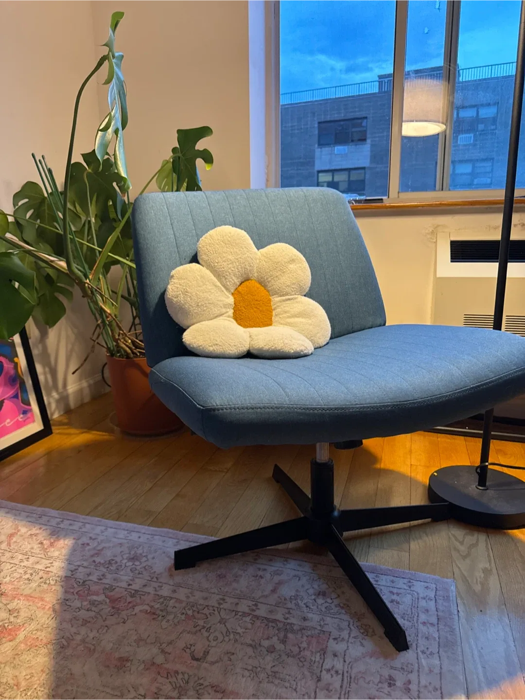 TikTok Office/Desk Chair image indicator(3)