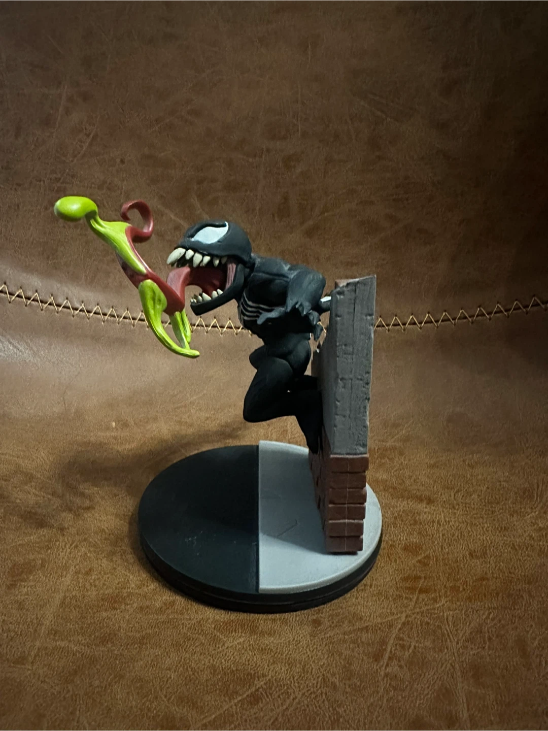 Venom statue quantum mechanix - photo 2