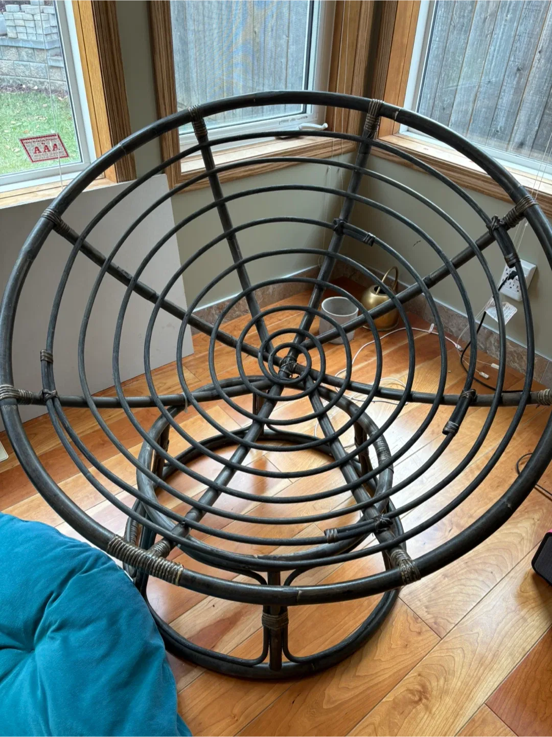 Papasan Chair with Teal Cushion image indicator(3)