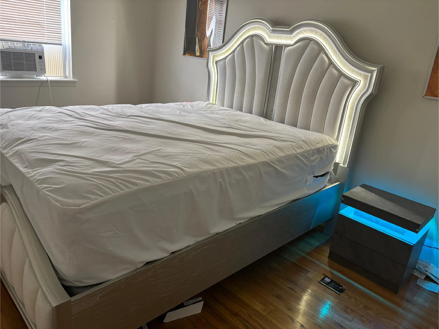 Elegant Queen Bed with LED Lighting + drawer