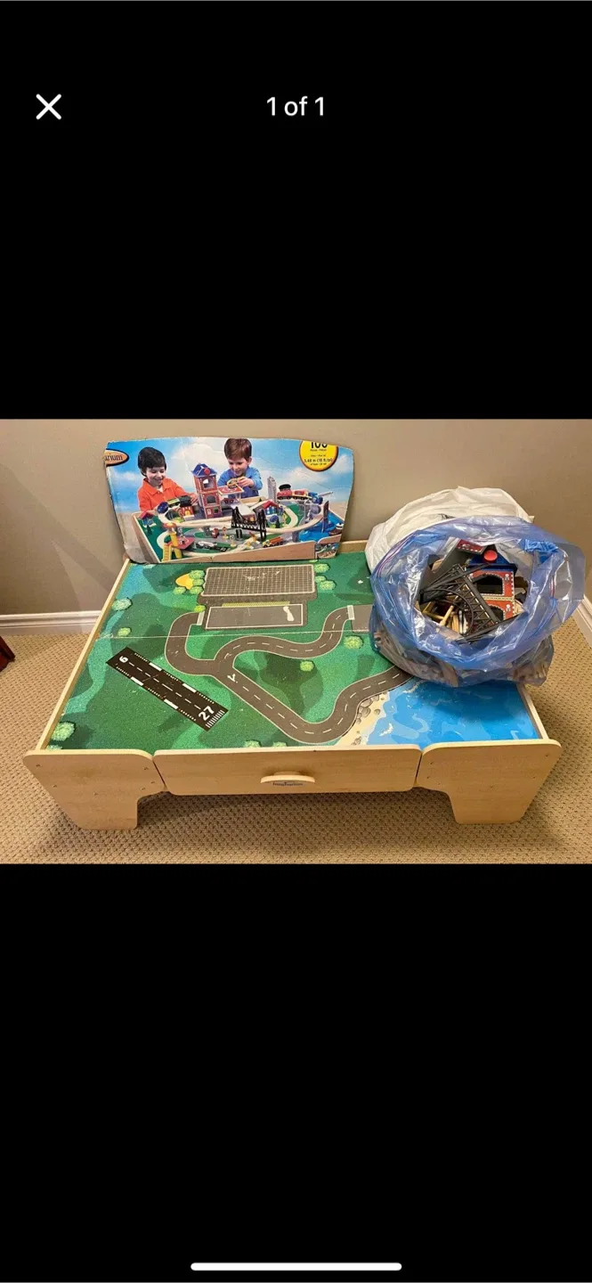 HONEY JOY Train Table with 100 Pieces image indicator(2)