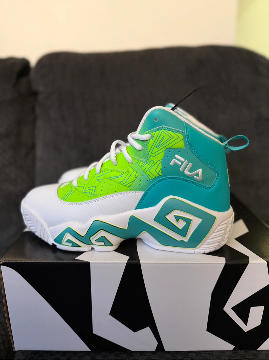 Fila Grant Hill Size 9.5 - photo 2