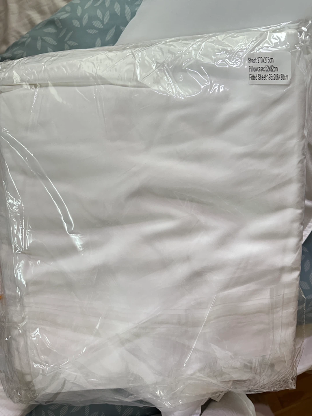 Brand New 7-Piece King Size Bedding Set (CAN DELIVER) - photo 3