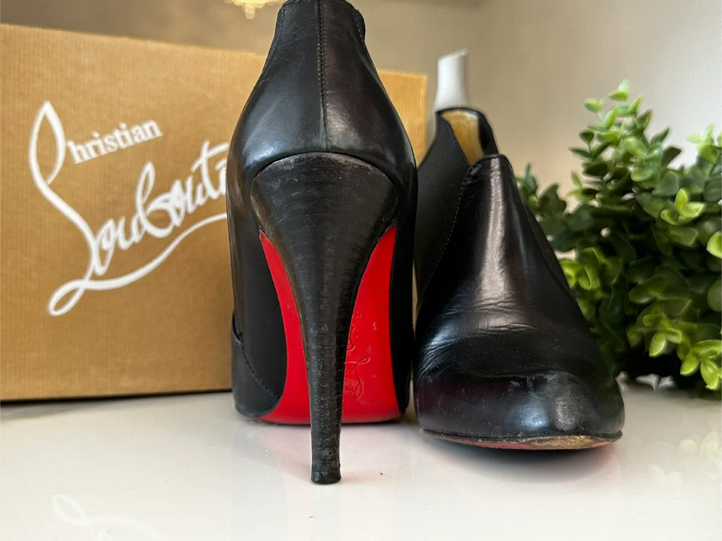 Christian Louboutin Black Leather Heeled Booties image indicator(5)