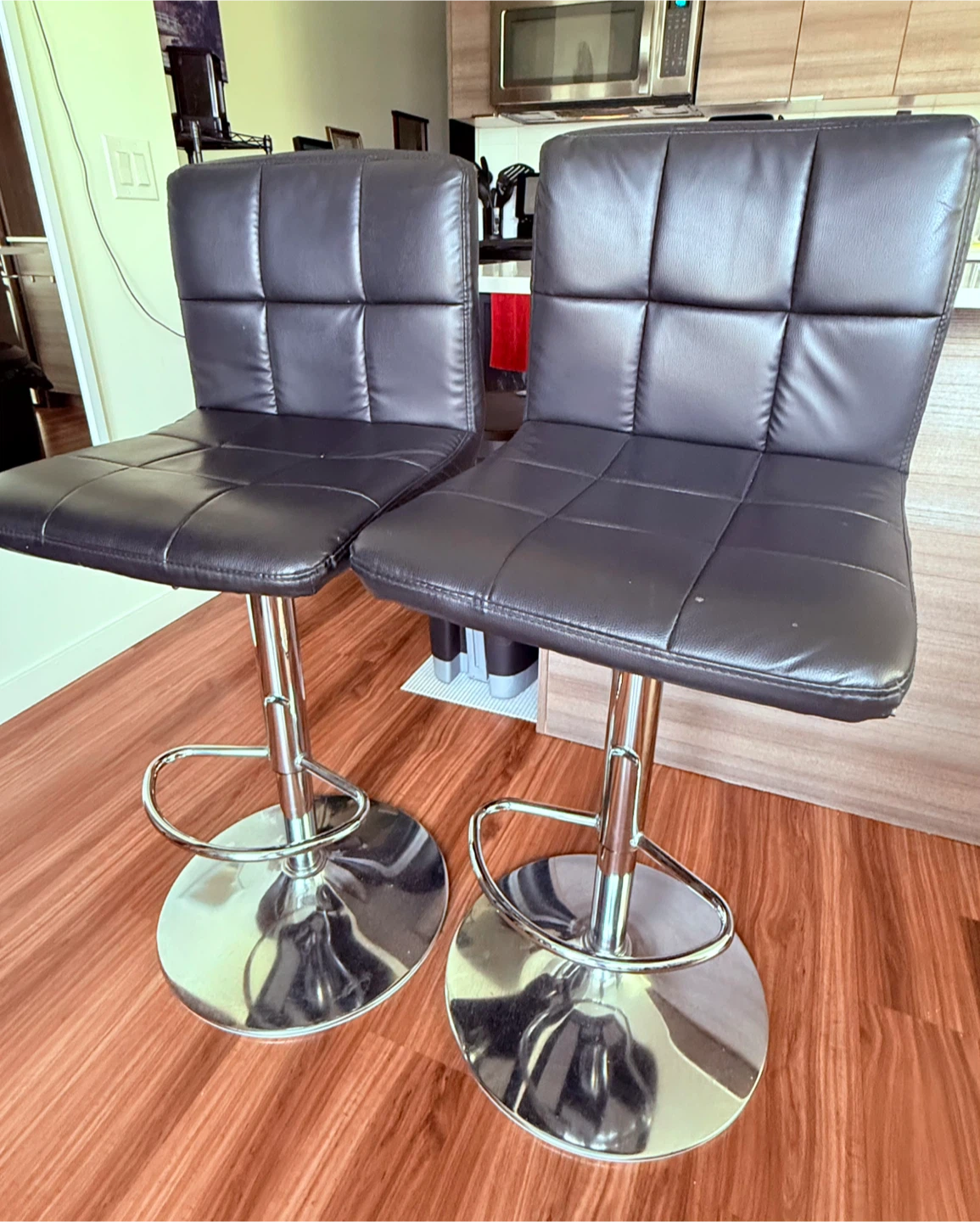 2 Leather Black Bar Stools