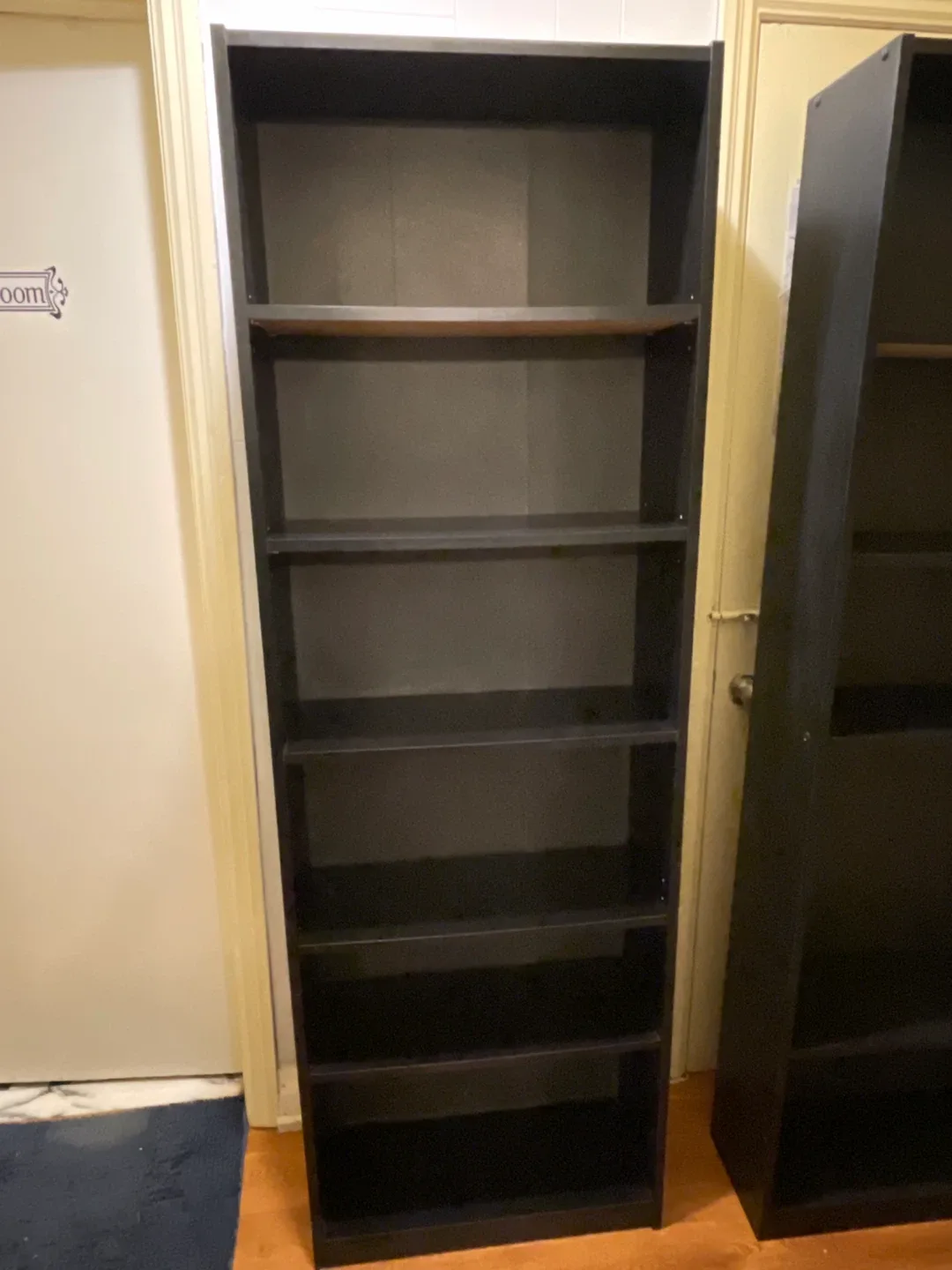 Black Bookshelf 🧡 image indicator(3)