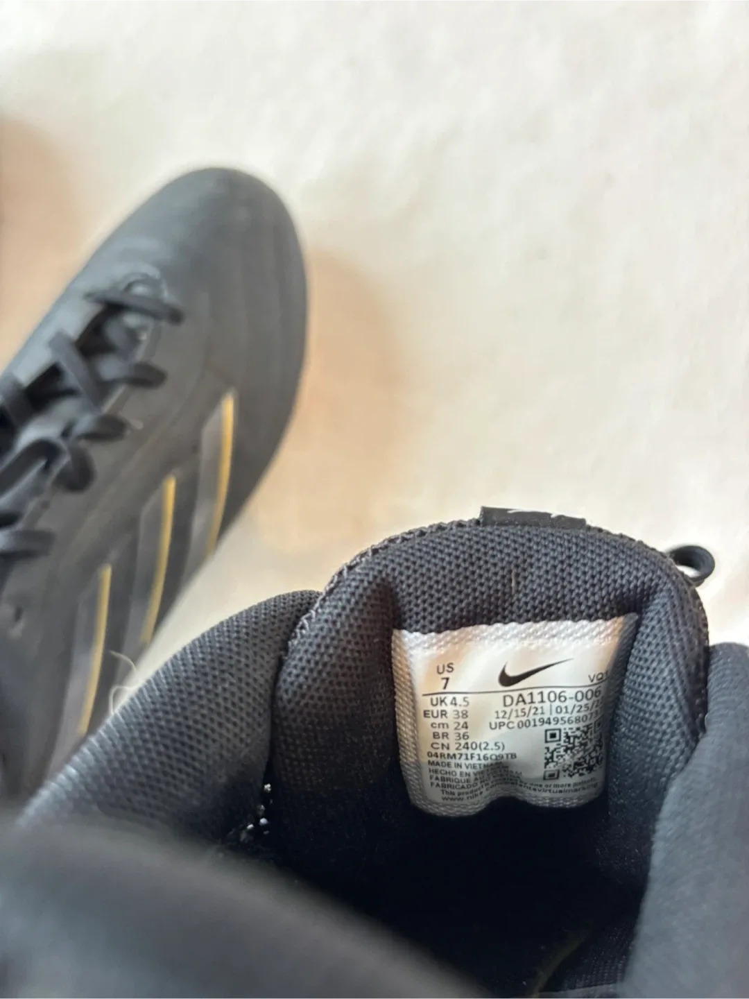 Nike Quest 5 Black Running Shoes image indicator(7)