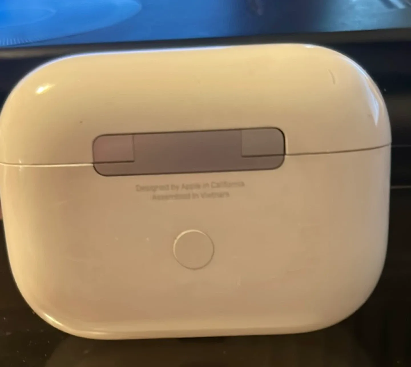 AIRPODS PRO & CHARGING CASE image indicator(3)